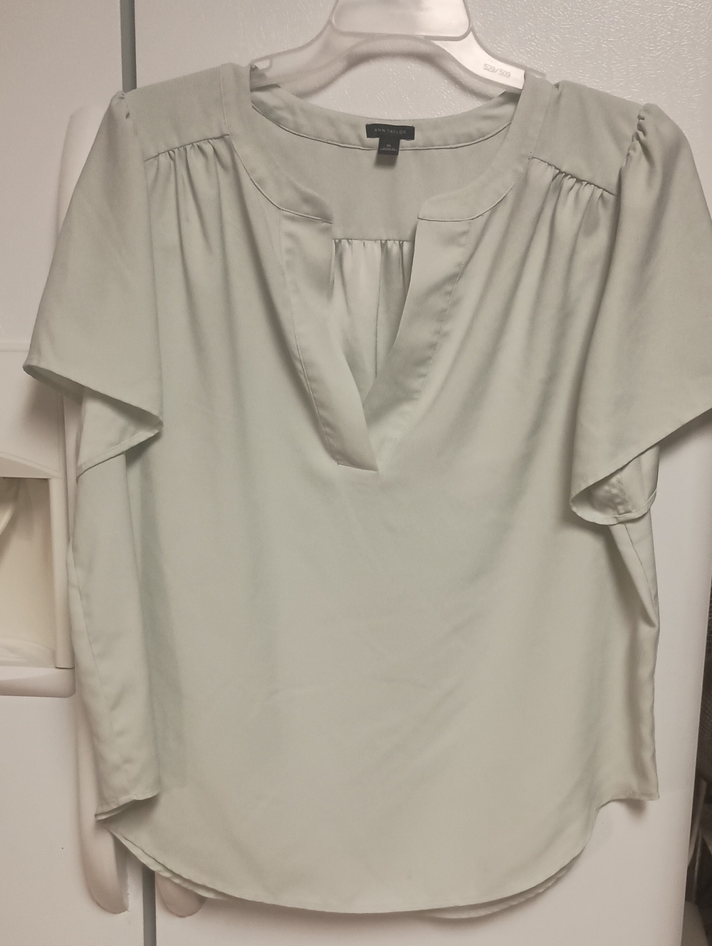 Ann Taylor Sage Green Split-Neck Short Sleeve Blouse Size XL